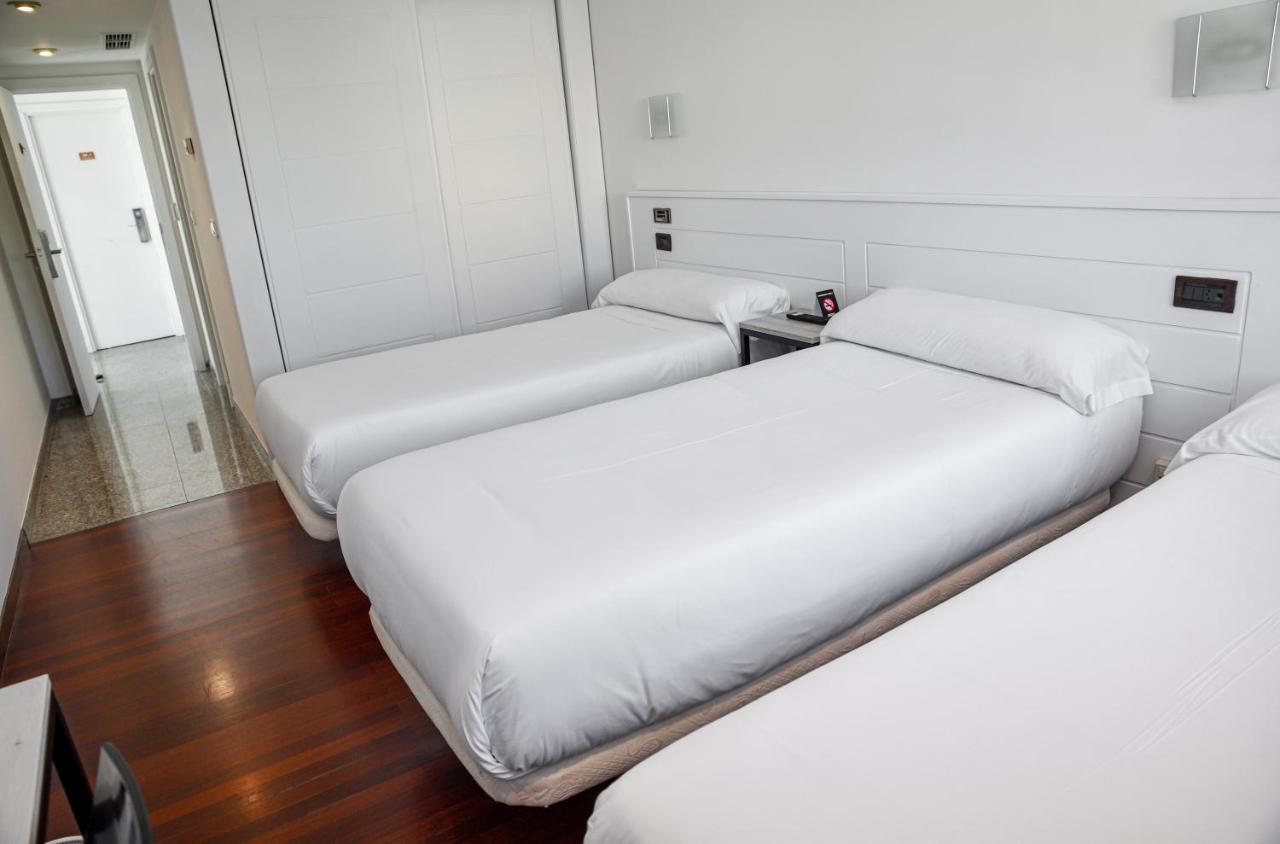 Hotel Chips Ferrol Narón Extérieur photo